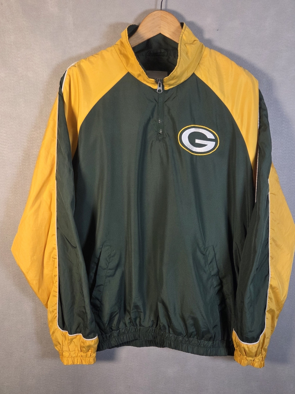 Green Bay Packers 1/4 zip windbreaker jacket (S686)